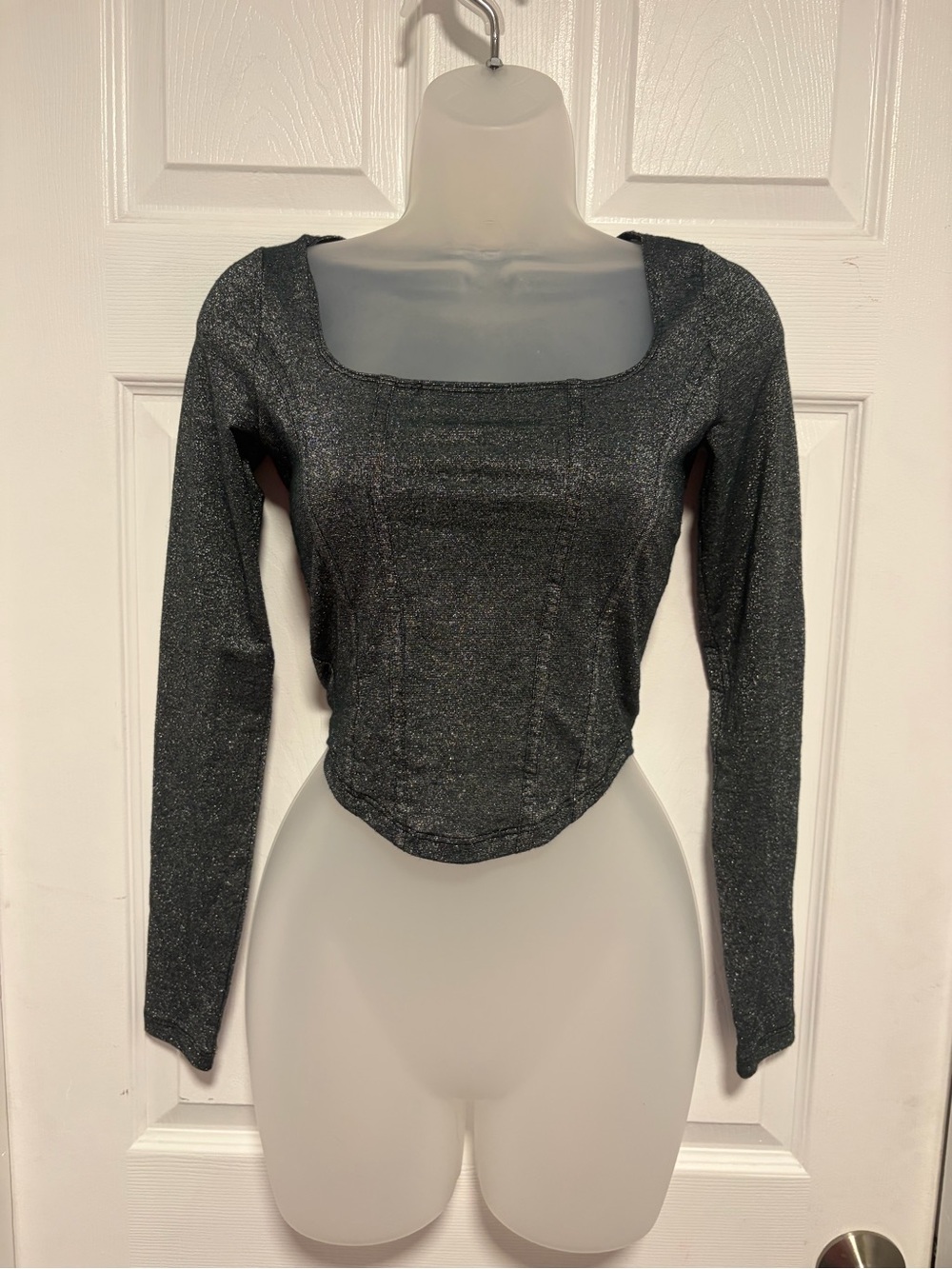 Hollister Sparkle Black Long-Sleeve Square-Neck Crop Top